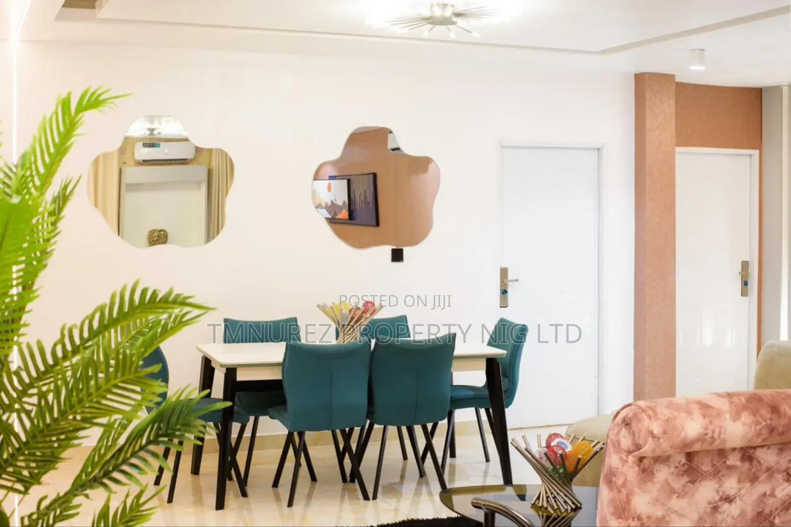 3bdrm Apartment in Vi, Lekki Phase 1 for rent