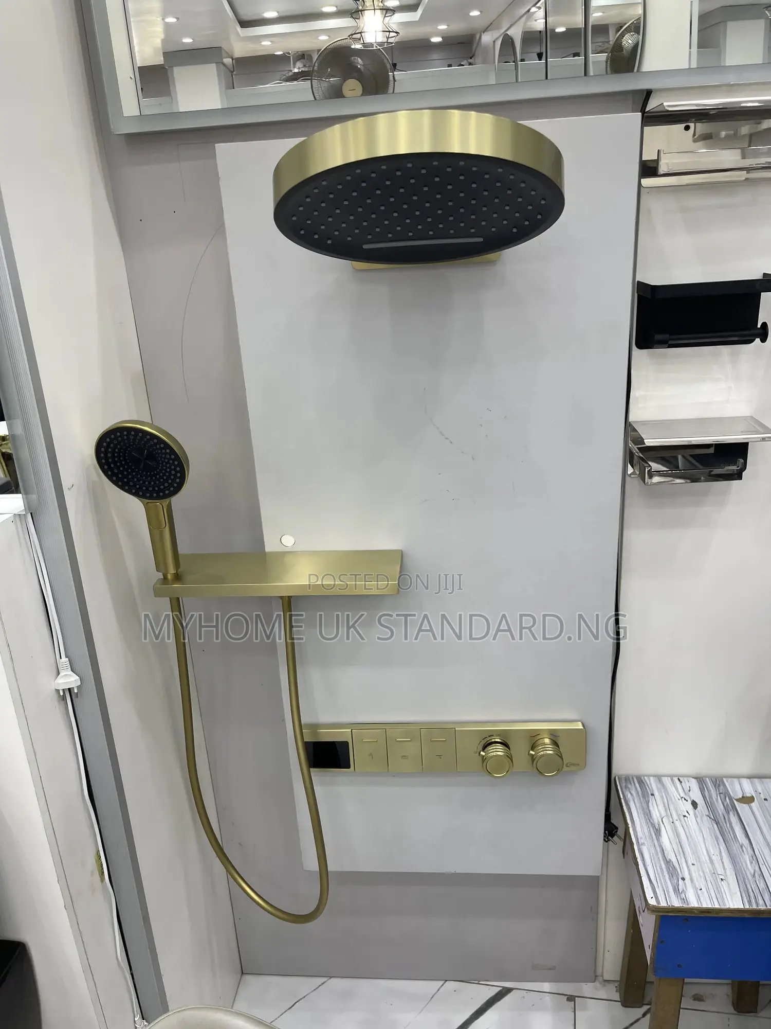 Executive Matt Gold Conduit Shower