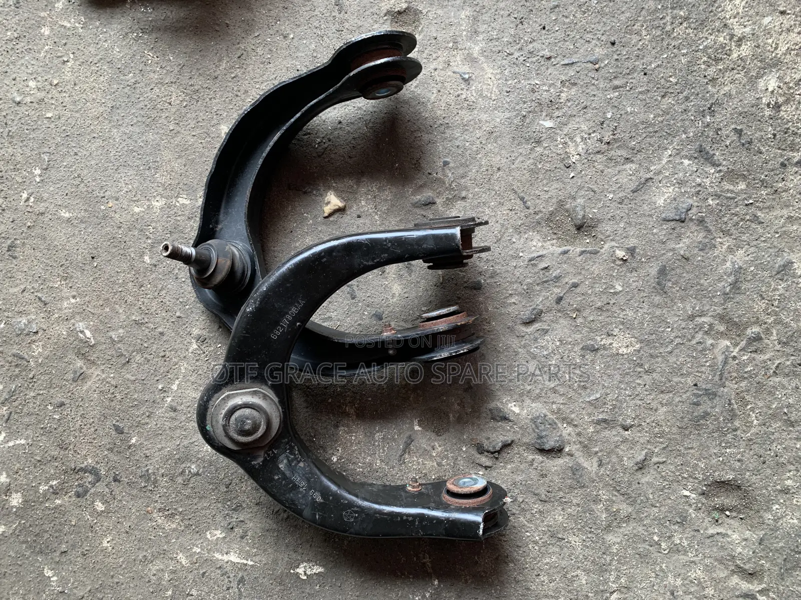 Upper Arm Jeep Cherokee