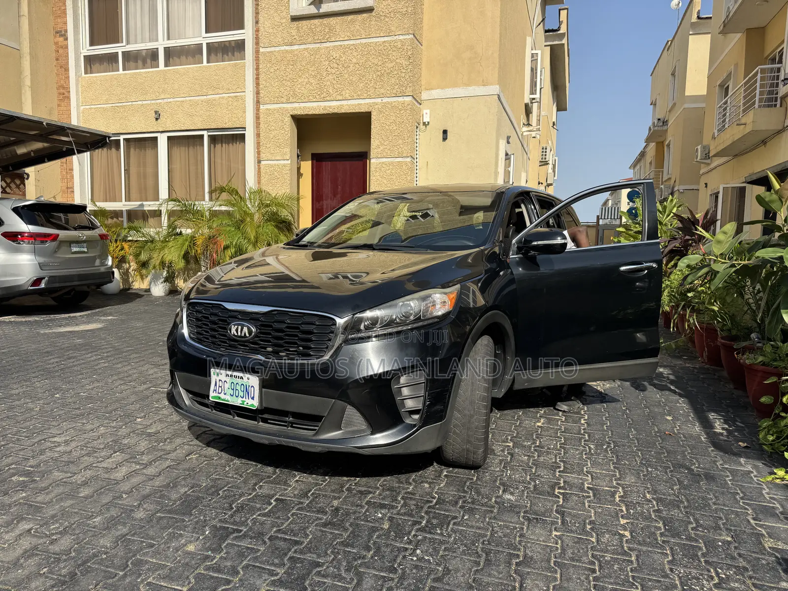 Kia Sorento 2.4L LX AWD 2019 Black