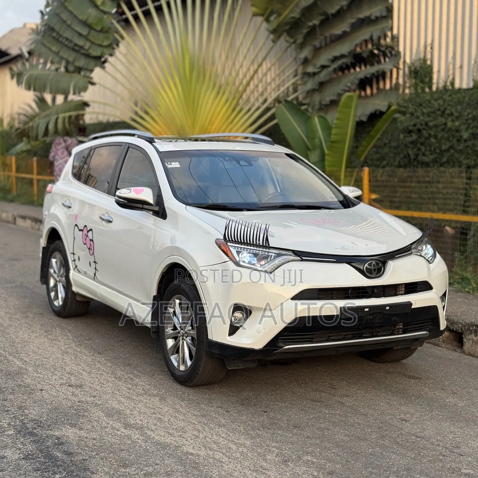 Toyota RAV4 Platinum 4dr SUV AWD (2.5L 4cyl 6A) 2018 White
