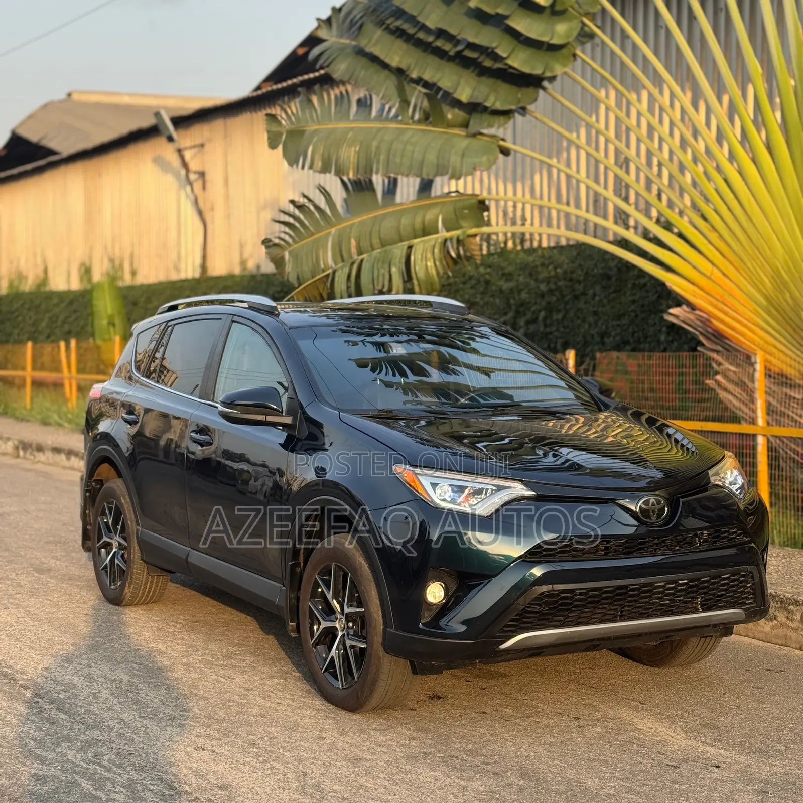 Toyota RAV4 Limited 4dr SUV AWD (2.5L 4cyl 6A) 2018 Black