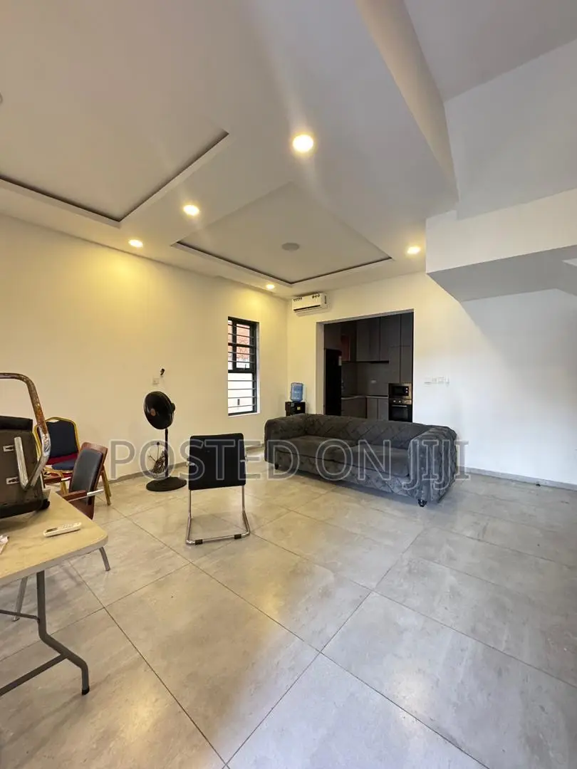 4bdrm Duplex in Admiralty, Lekki Phase 1 for rent