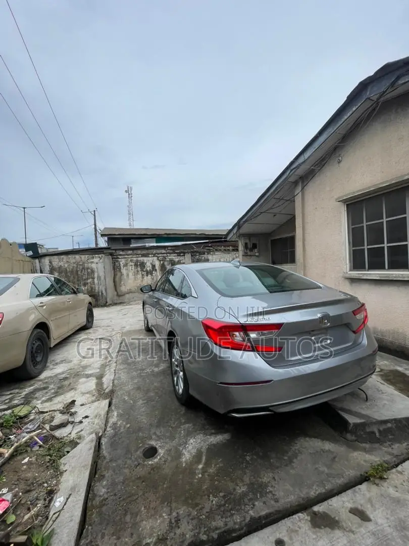 Honda Accord Sport (1.5L 4cyl Turbo CVT) 2019 Silver