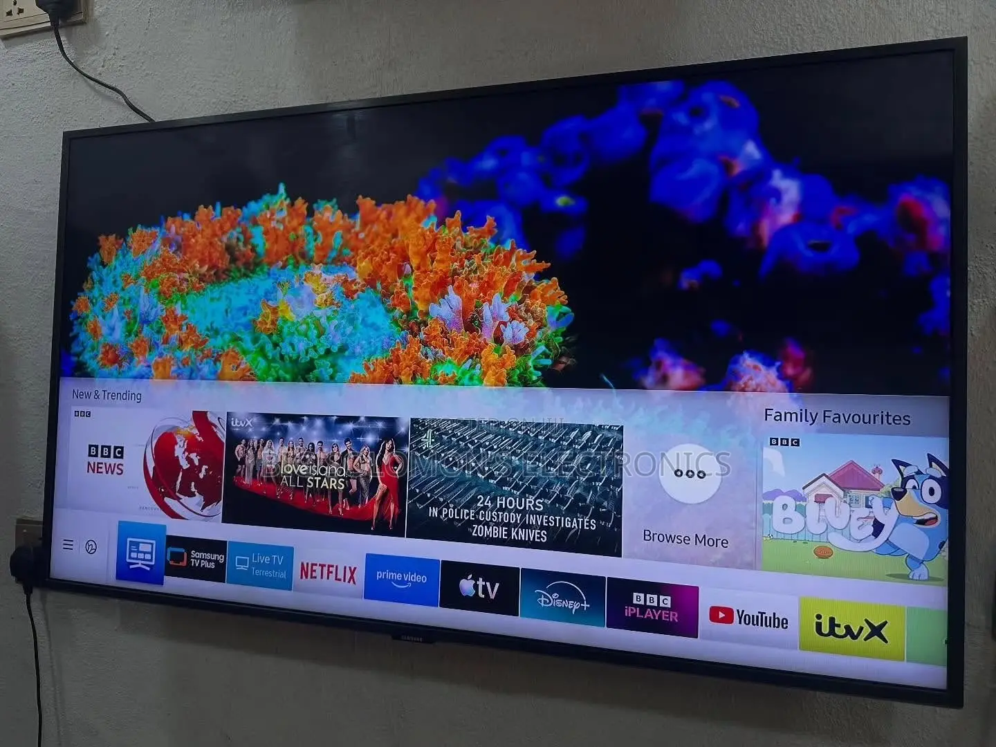 43" Samsung Qled Smart Tv