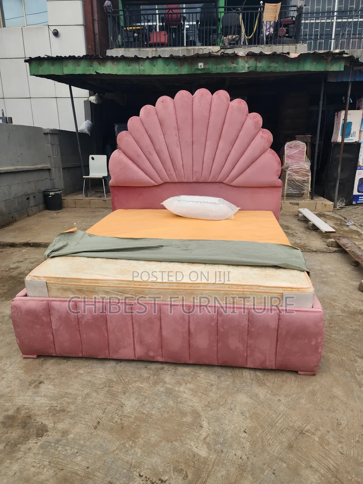 Brand New 6ft 6by6 Upholstery Padded Bed.