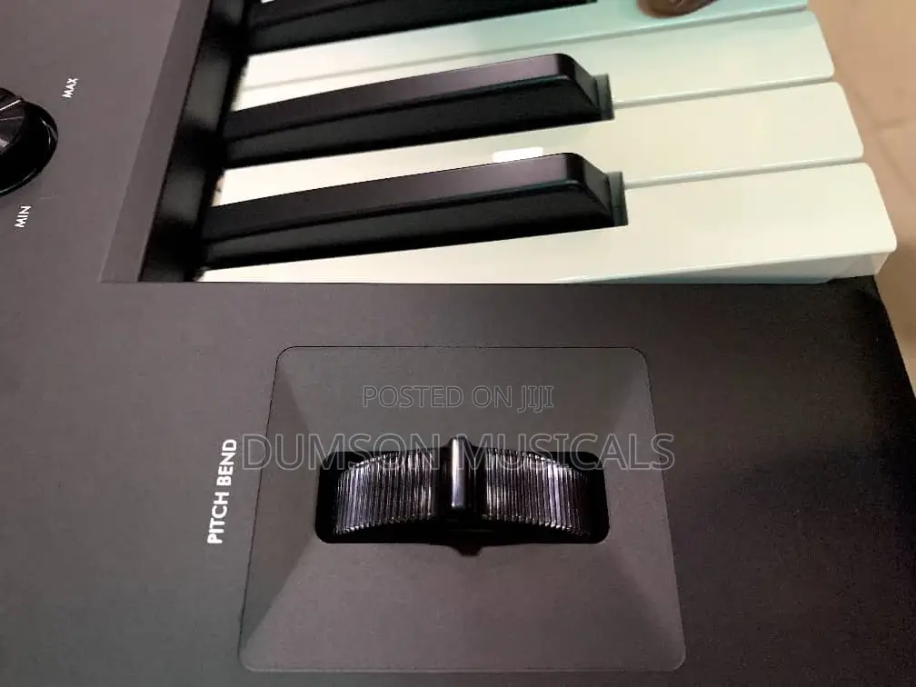 Psre473 Yamaha Professional Keyboard PSR-E473