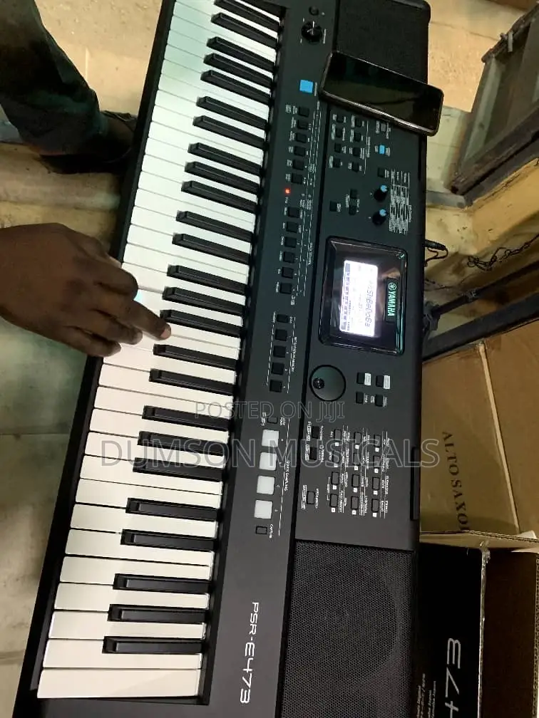 Psre473 Yamaha Professional Keyboard PSR-E473