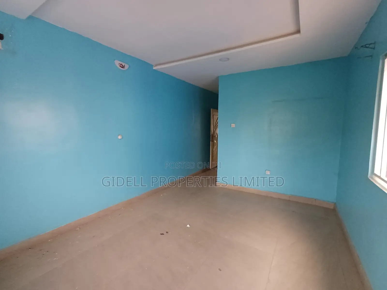 2 Bedroom Flat for Office Use