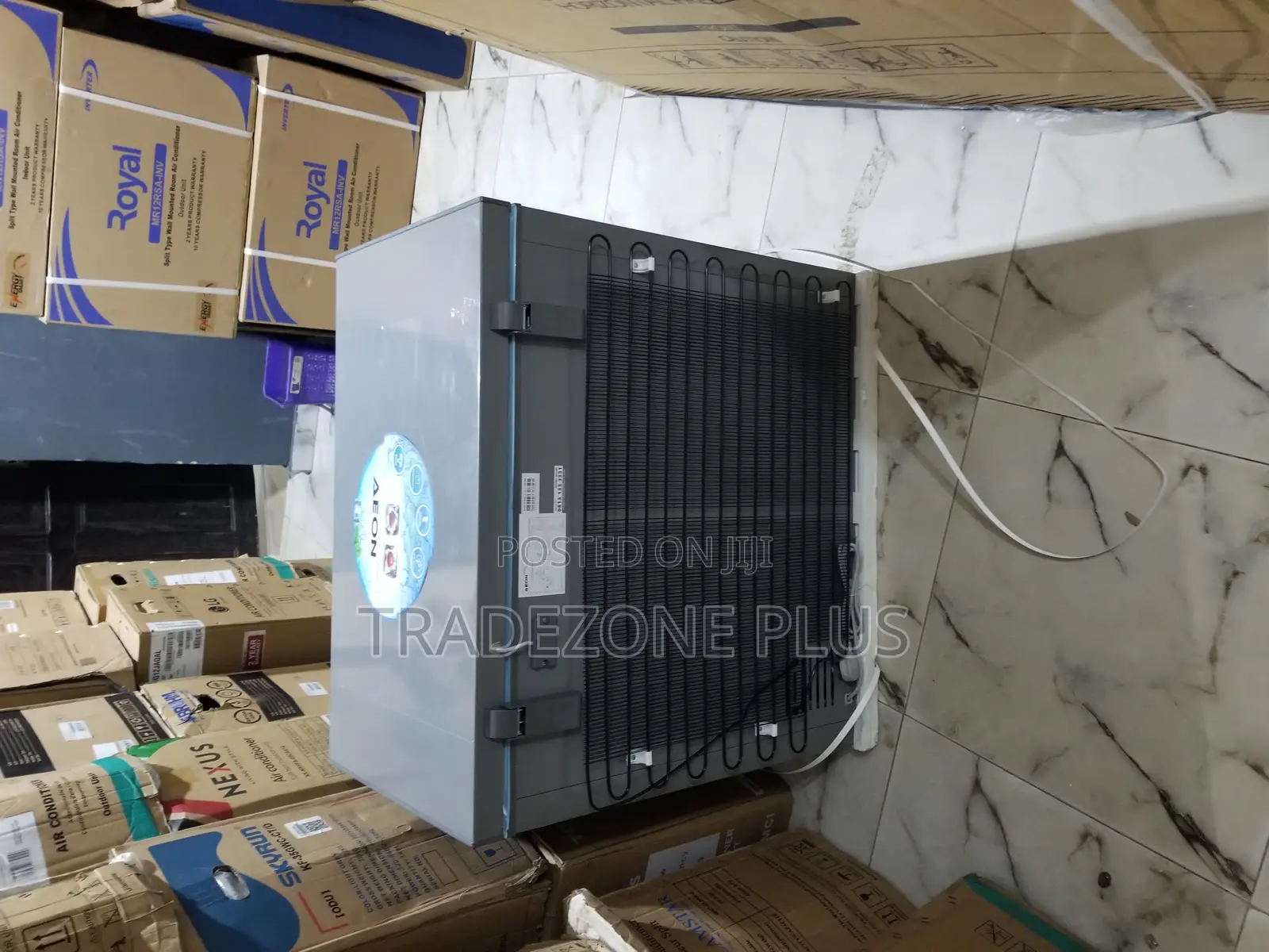 Smart Cooling Solution – Aeon 200l Freezer