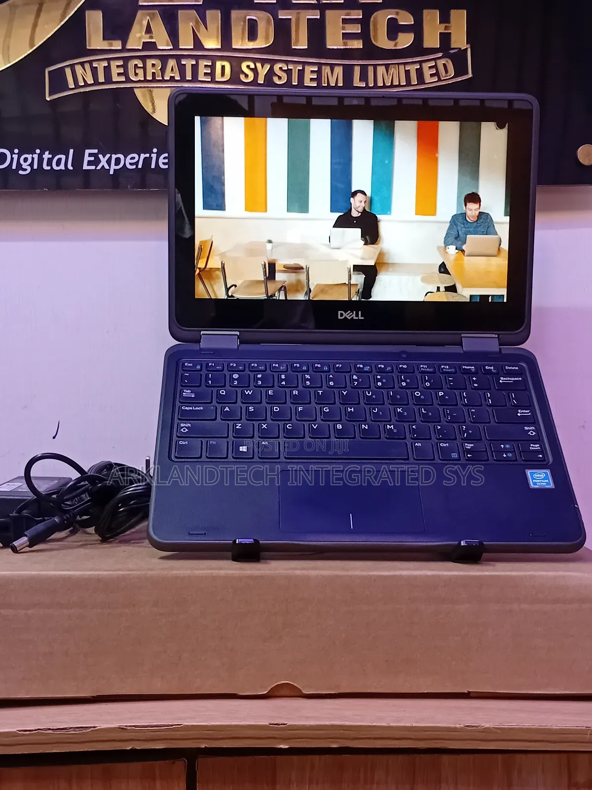 Laptop Dell Latitude 3590 8GB Intel Pentium SSD 128GB