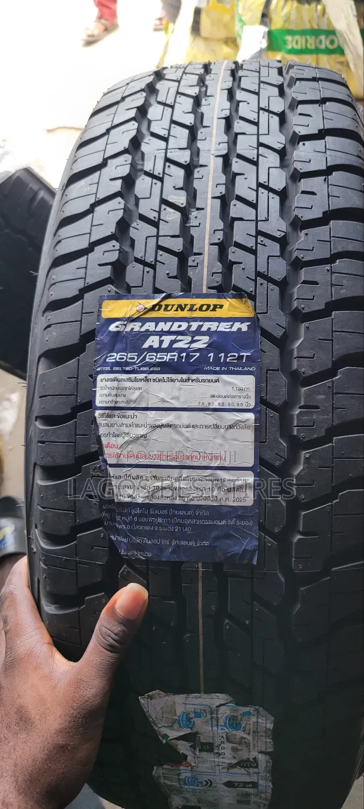 Dunlop Grandtrek At22 (265/65 R17 112t) Made in Japan