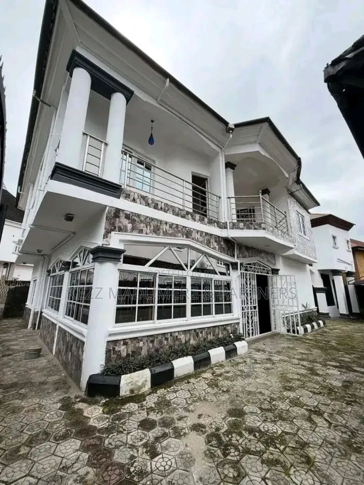4bdrm Duplex in Doxa, Dr Peter Odili for sale