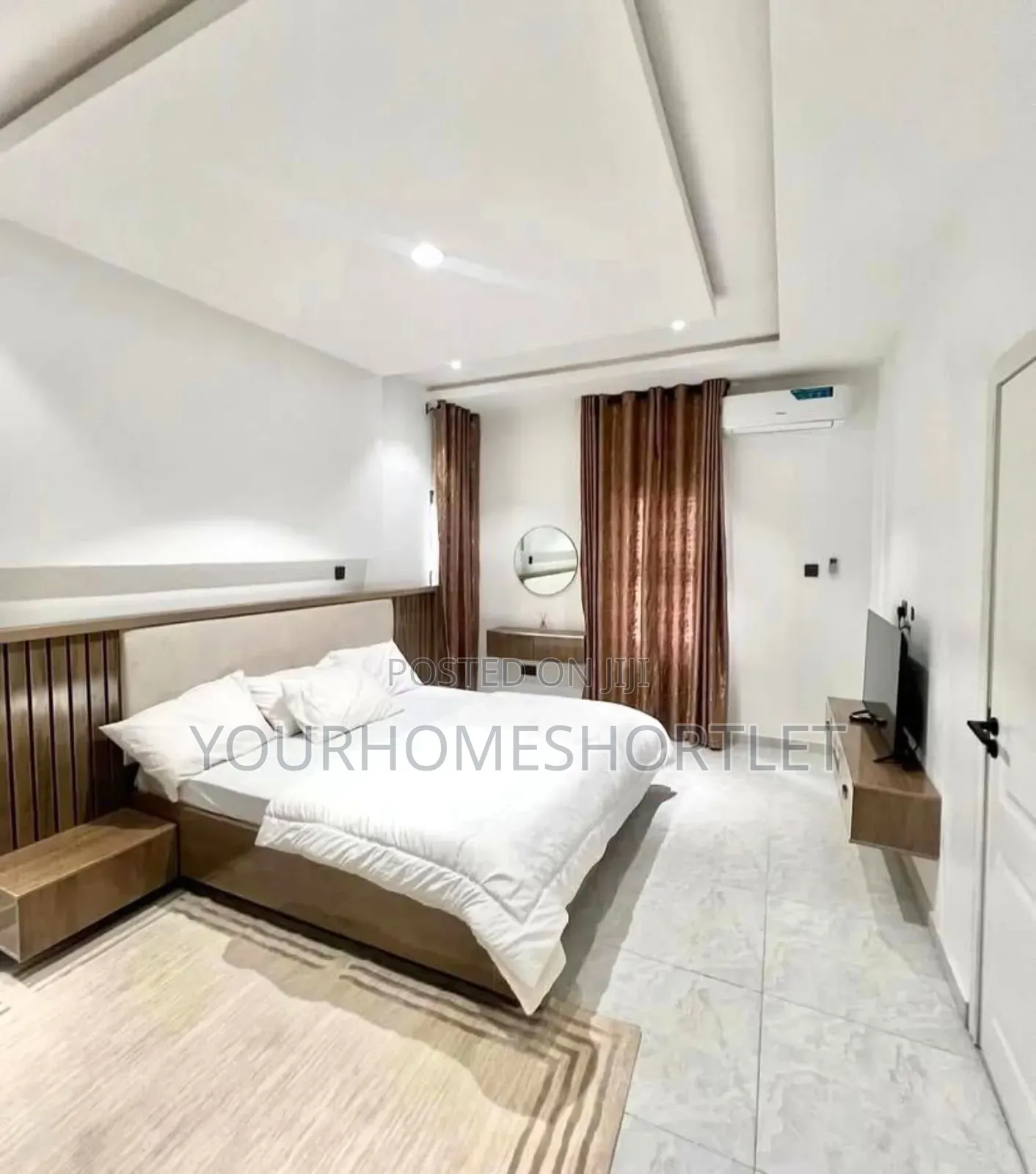 3 /2 Luxury Apartment