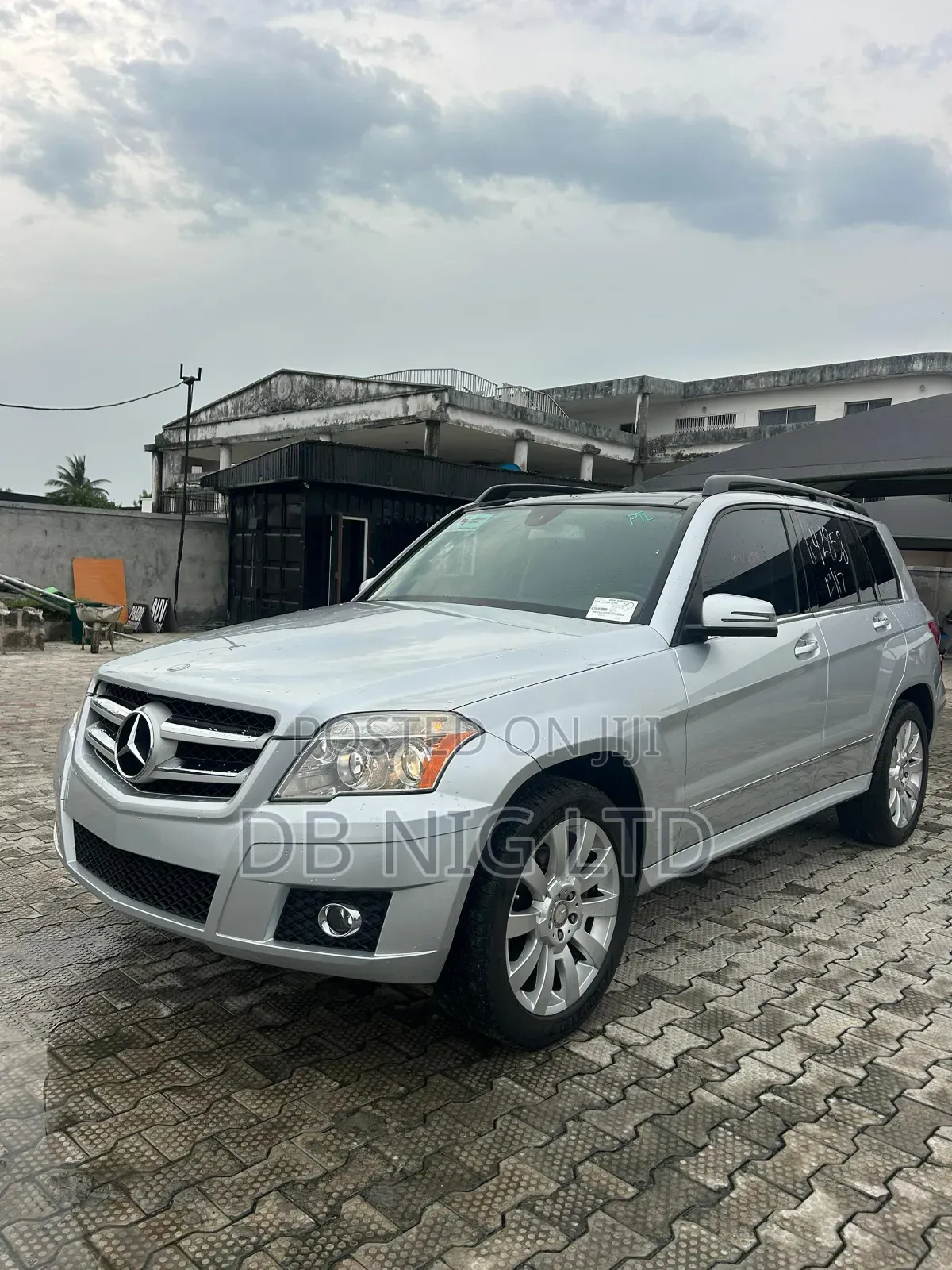 Mercedes-Benz GLK-Class 2011 Silver