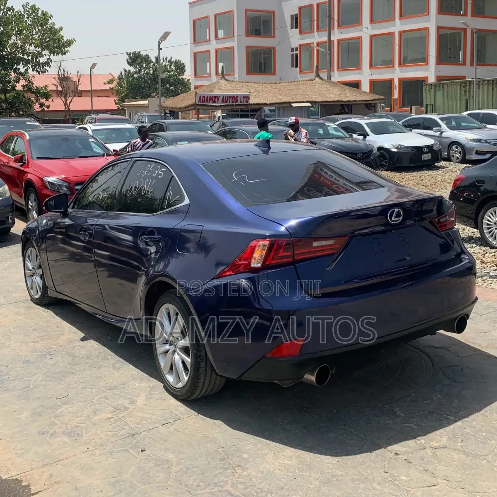 Lexus IS 2014 Blue