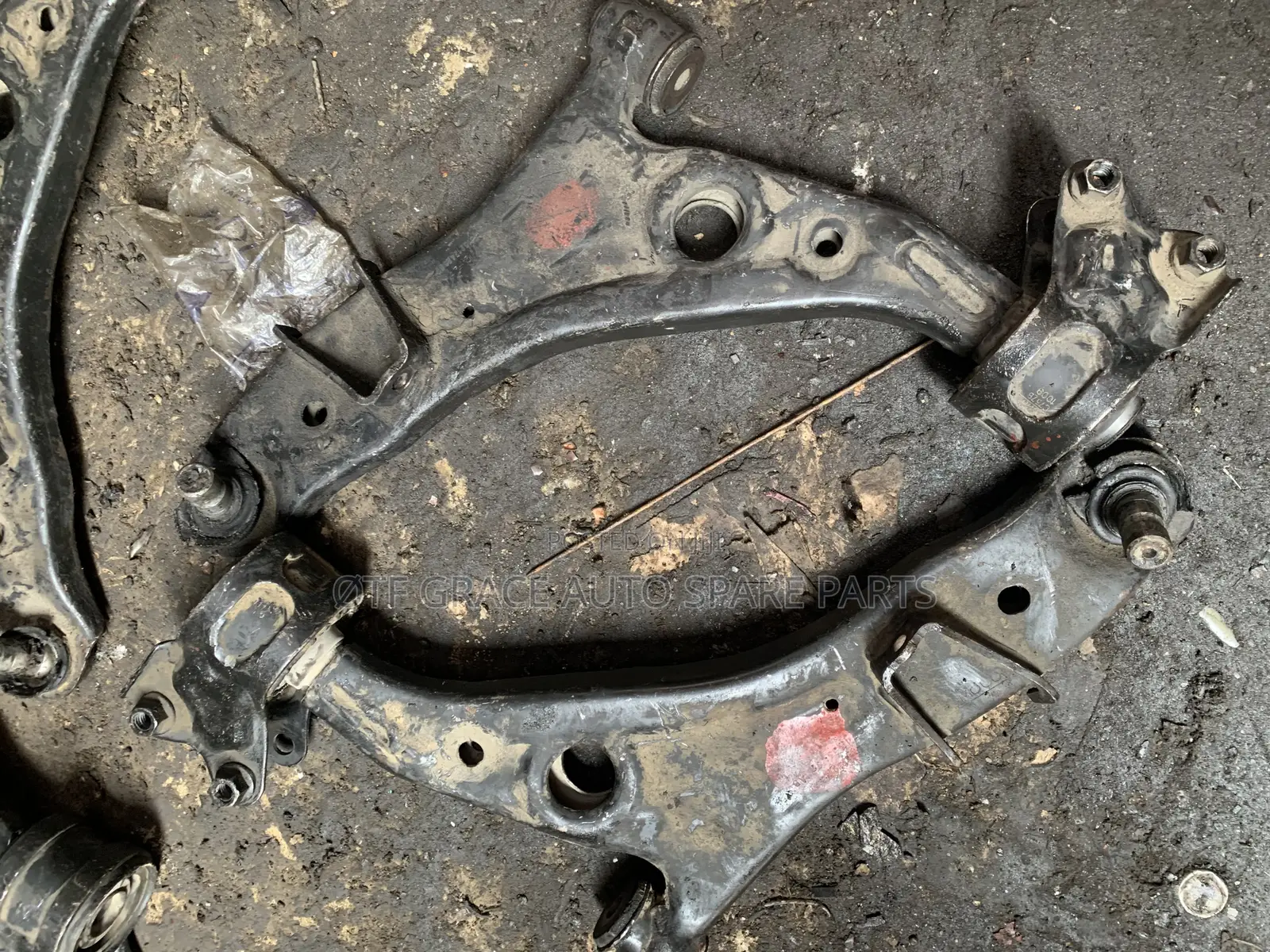 Lower Arm Ford Edge