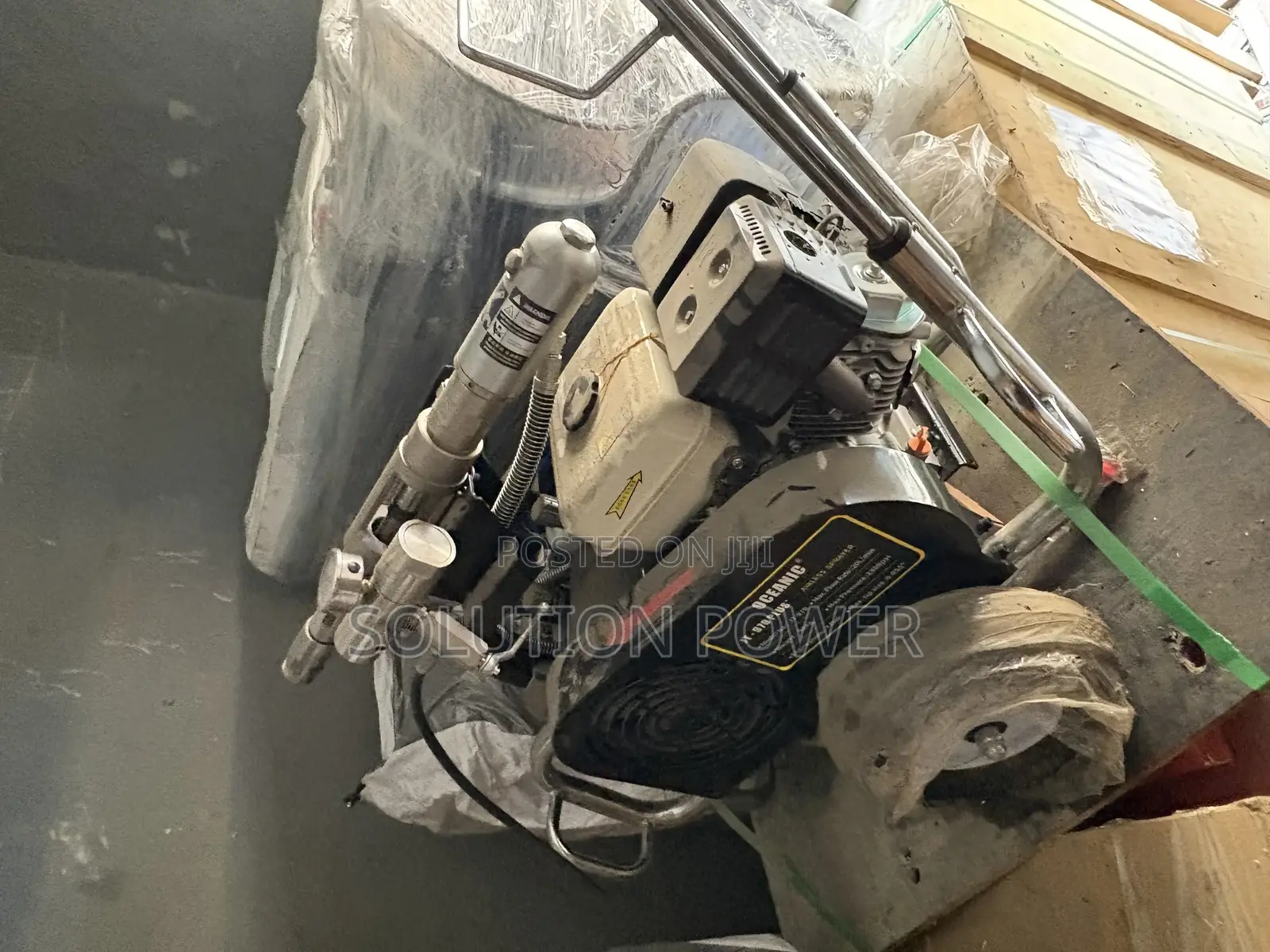 It - 970 Plus* Airless Sprayer