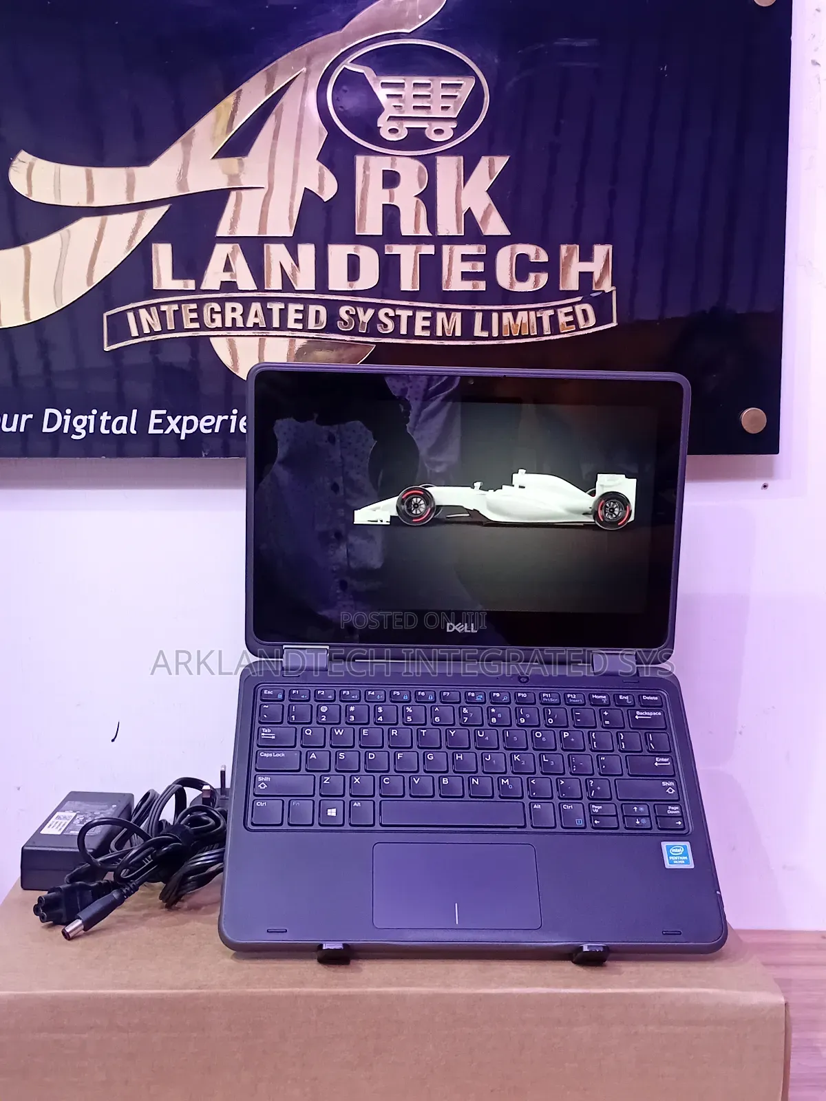 Laptop Dell Latitude 5530 8GB Intel Pentium SSD 256GB
