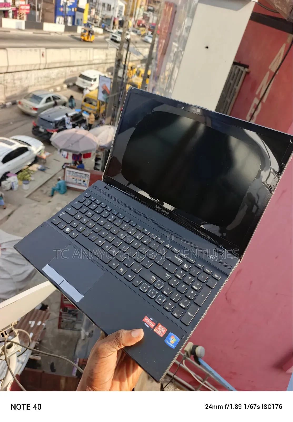 Laptop Samsung NP305V5A 8GB AMD A6 HDD 500GB