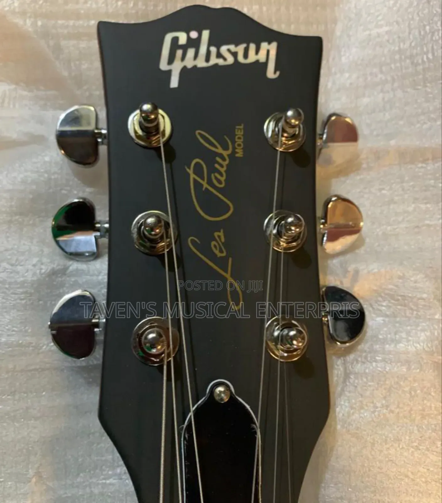 Gibson Les Paul Electric Guitar