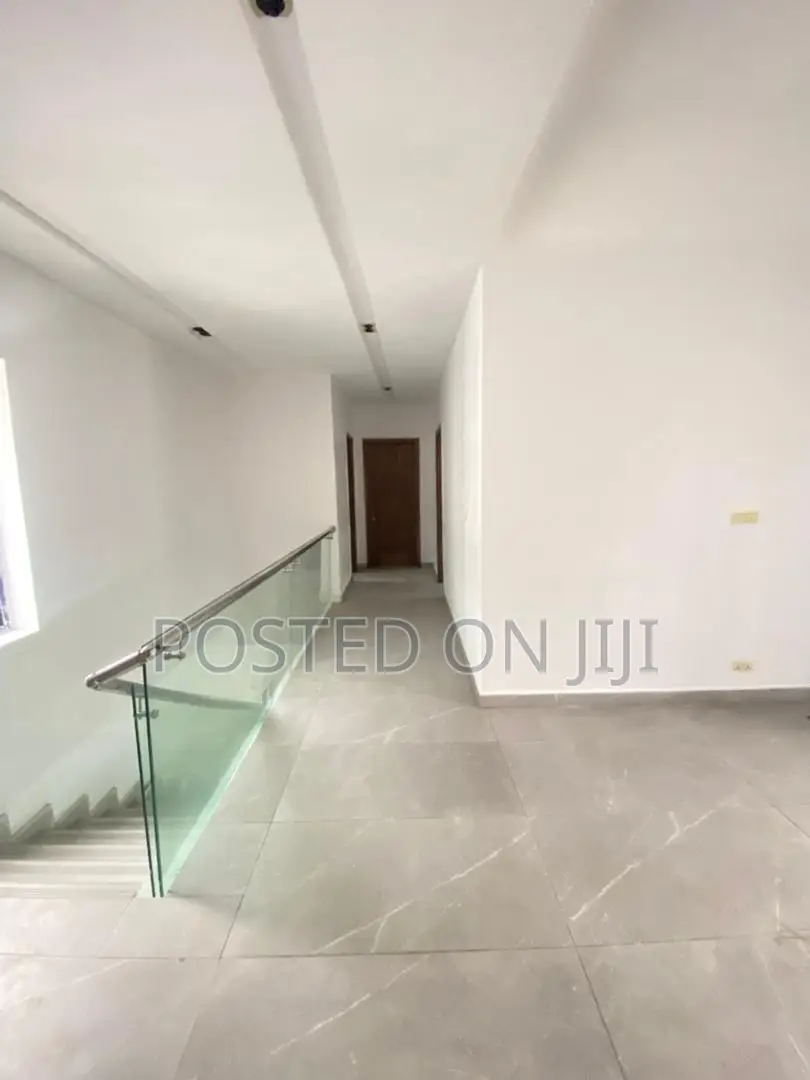5bdrm Duplex in Admiralty, Lekki Phase 1 for rent