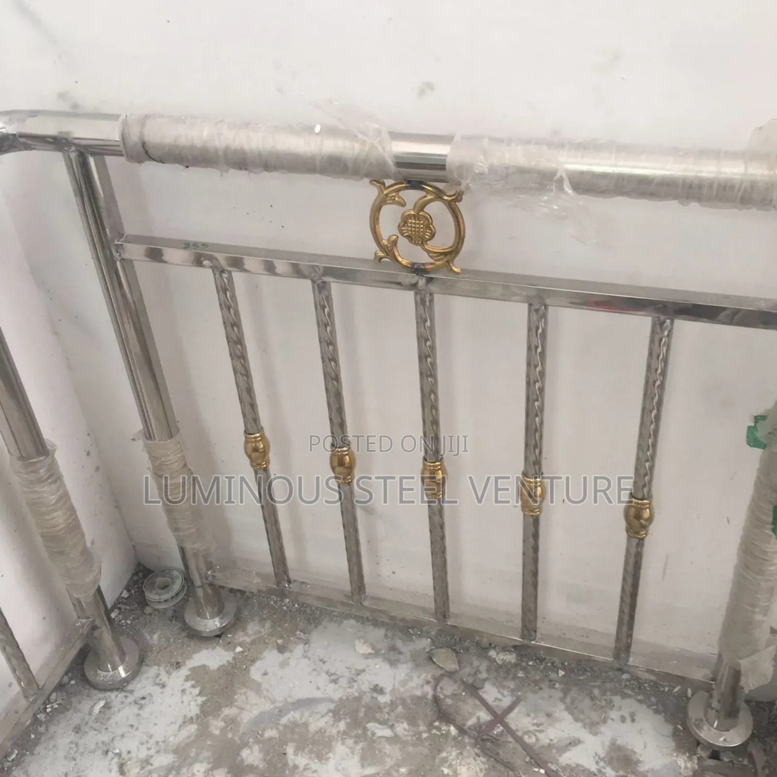  Enhance Your Staircase: High-Grade 304 Stainless Steel Rails