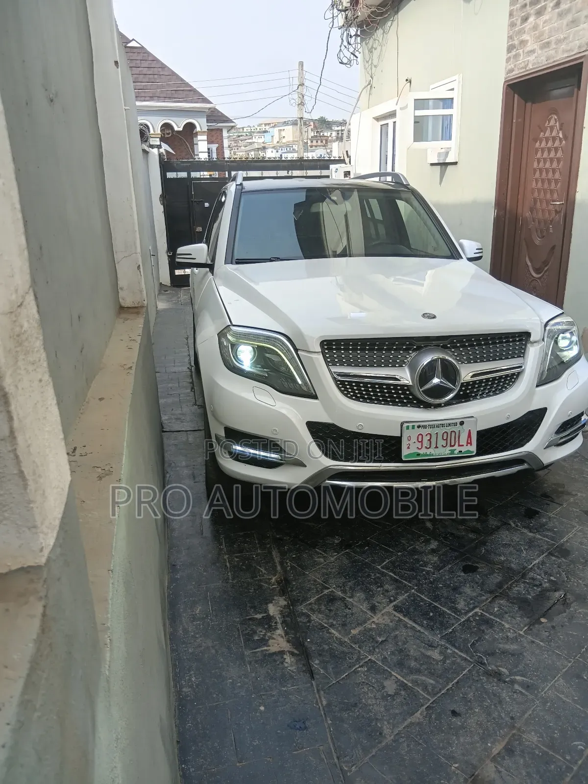 Mercedes-Benz GLK-Class 350 2011 White