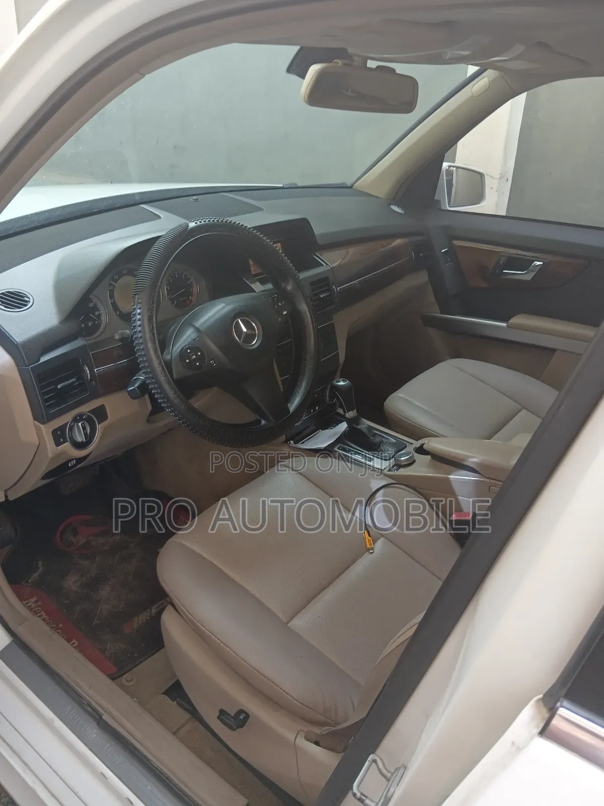 Mercedes-Benz GLK-Class 350 2011 White