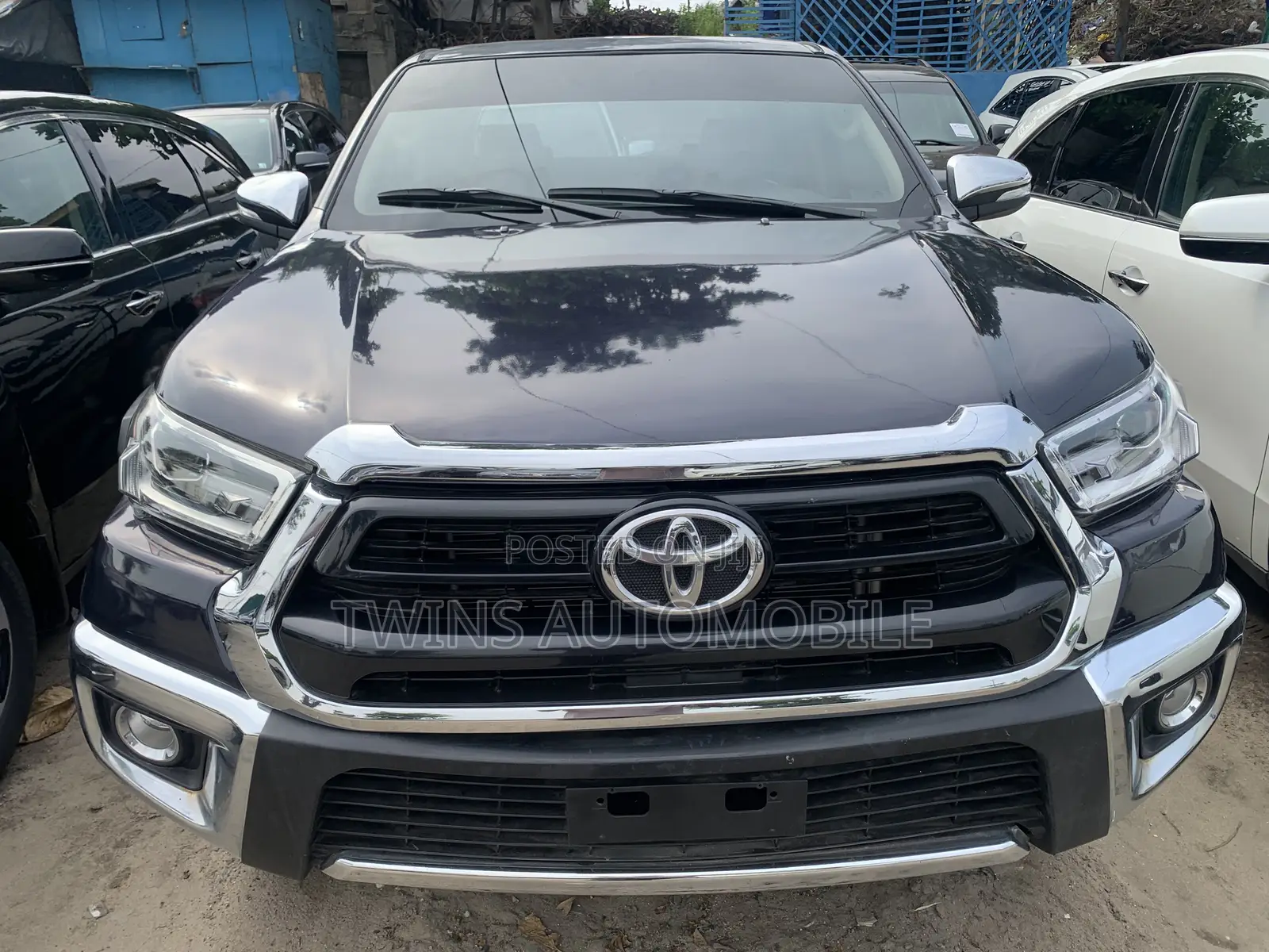 Toyota Hilux 2019 Blue