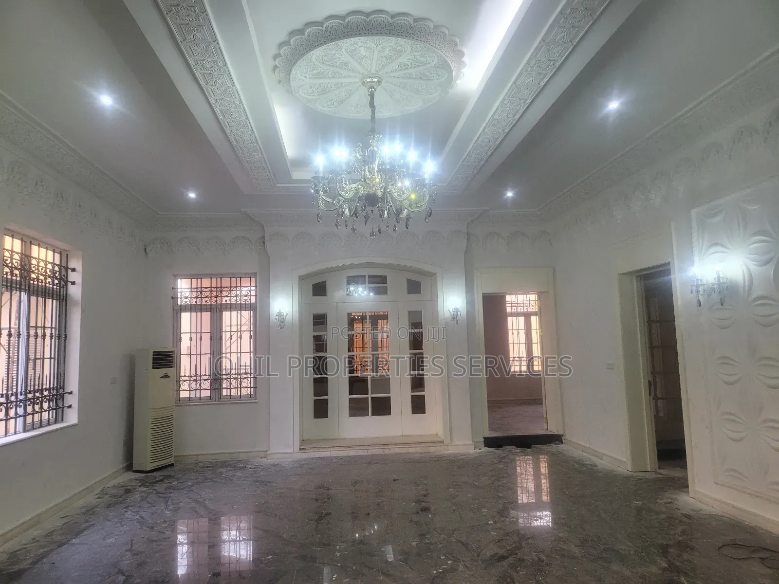 8bdrm Mansion in Maitama for rent