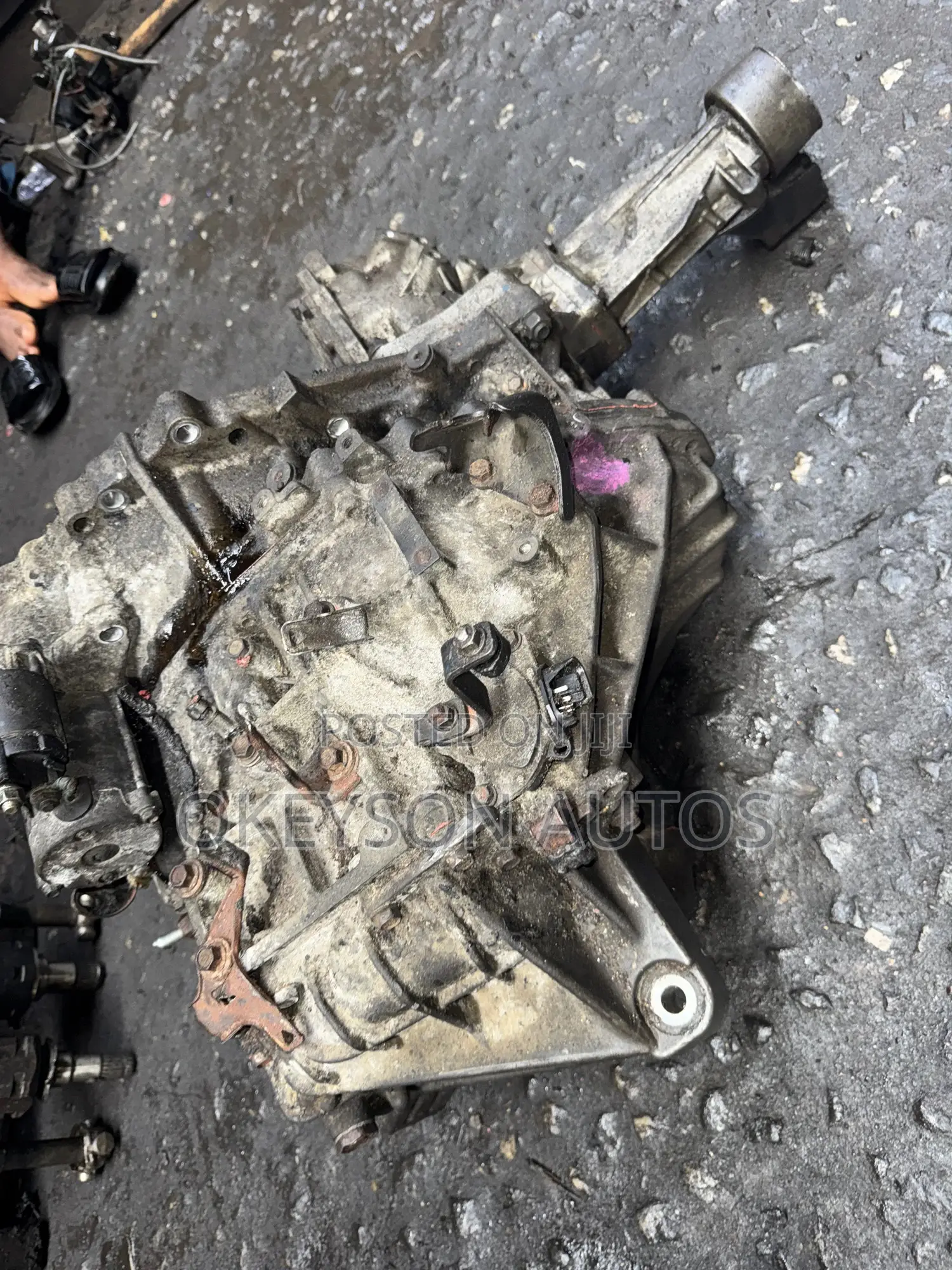 Automatic 4x4 Gearbox For Toyota Sienna 2010-2018 Model