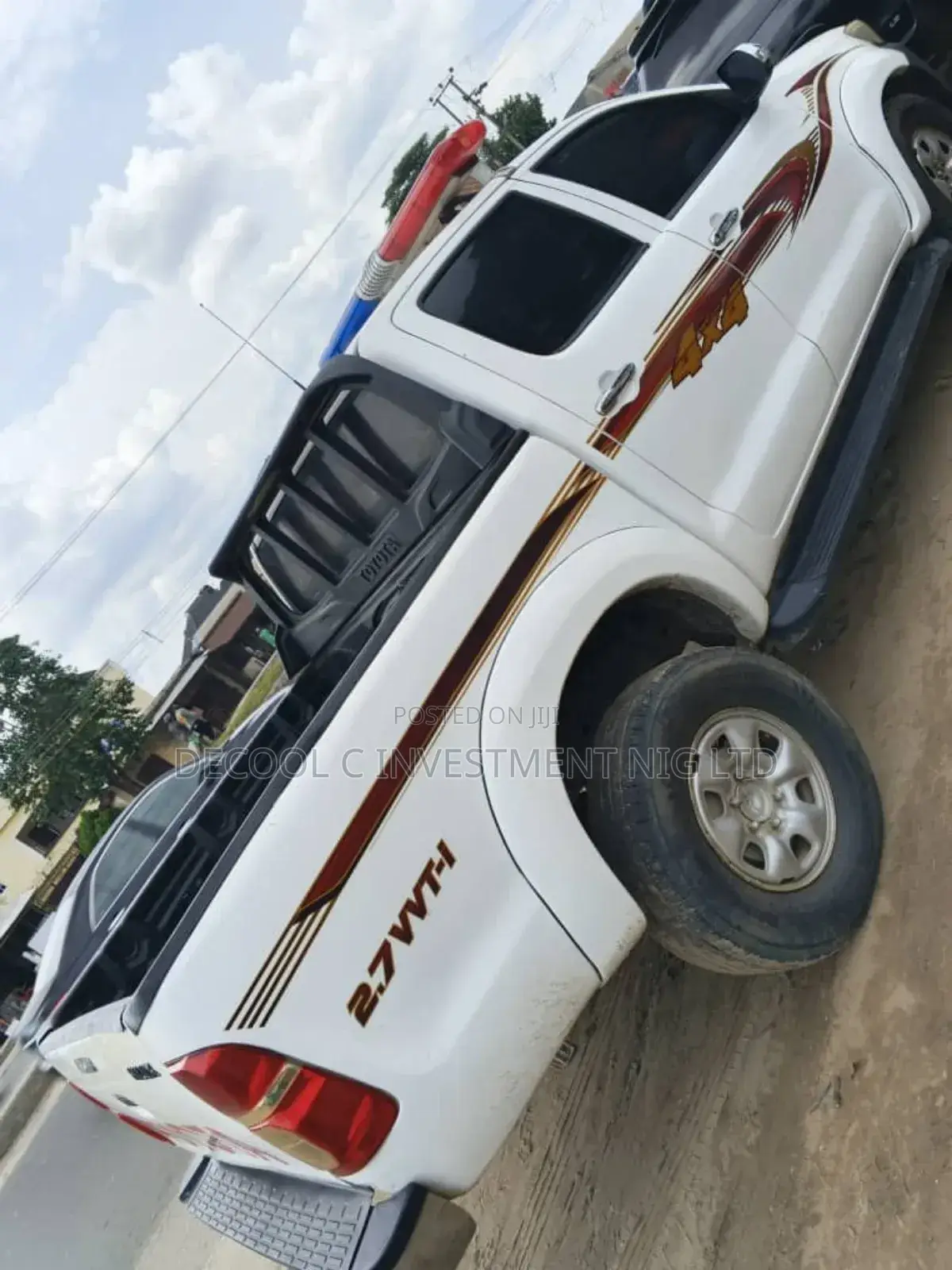 Toyota Hilux SR 4x4 2015 White