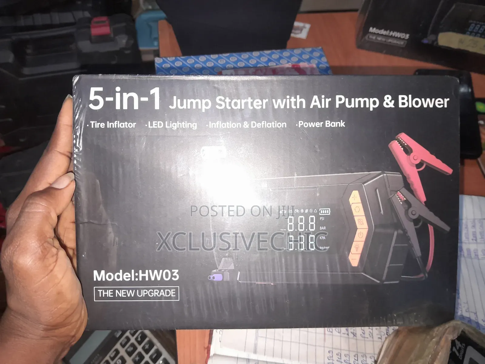 Multifunctional 5 in 1 Jump Starter, Inflator Air Compressor