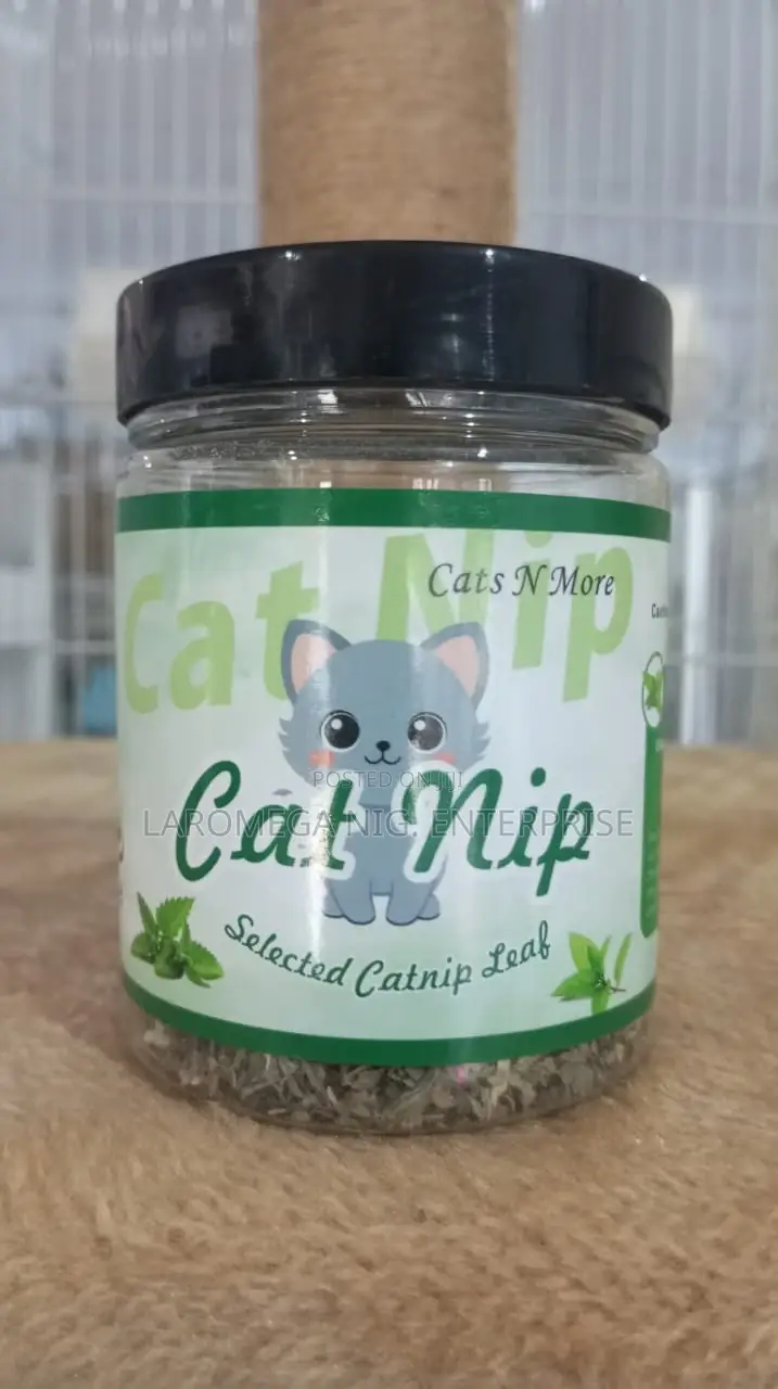 Organic Catnip Jar – Pure Bliss Playfulness for Your Cat