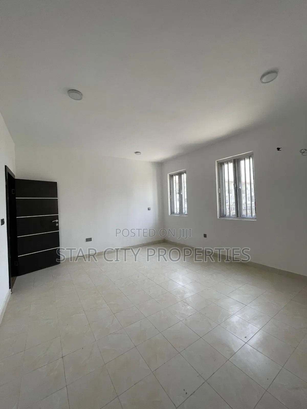 4bdrm Townhouse/Terrace in Yaba Lagos for sale
