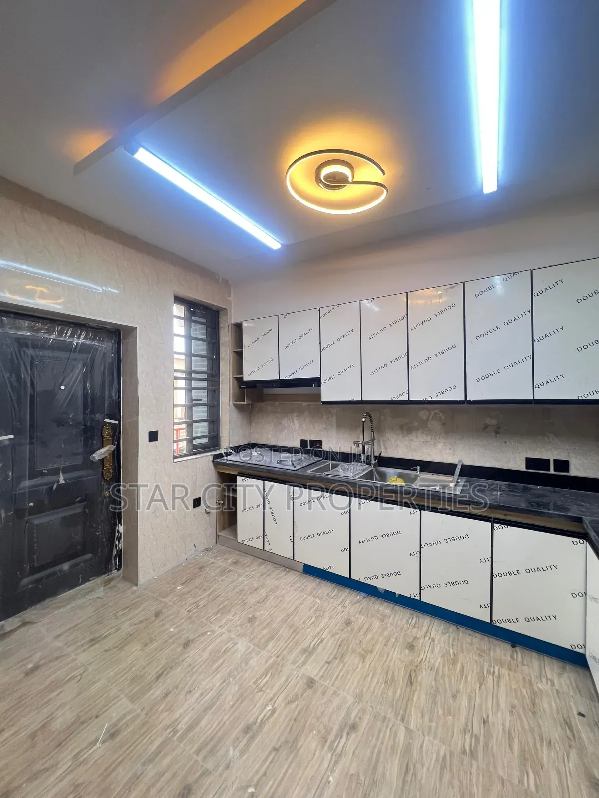 4bdrm Townhouse/Terrace in Surulere Lagos for sale