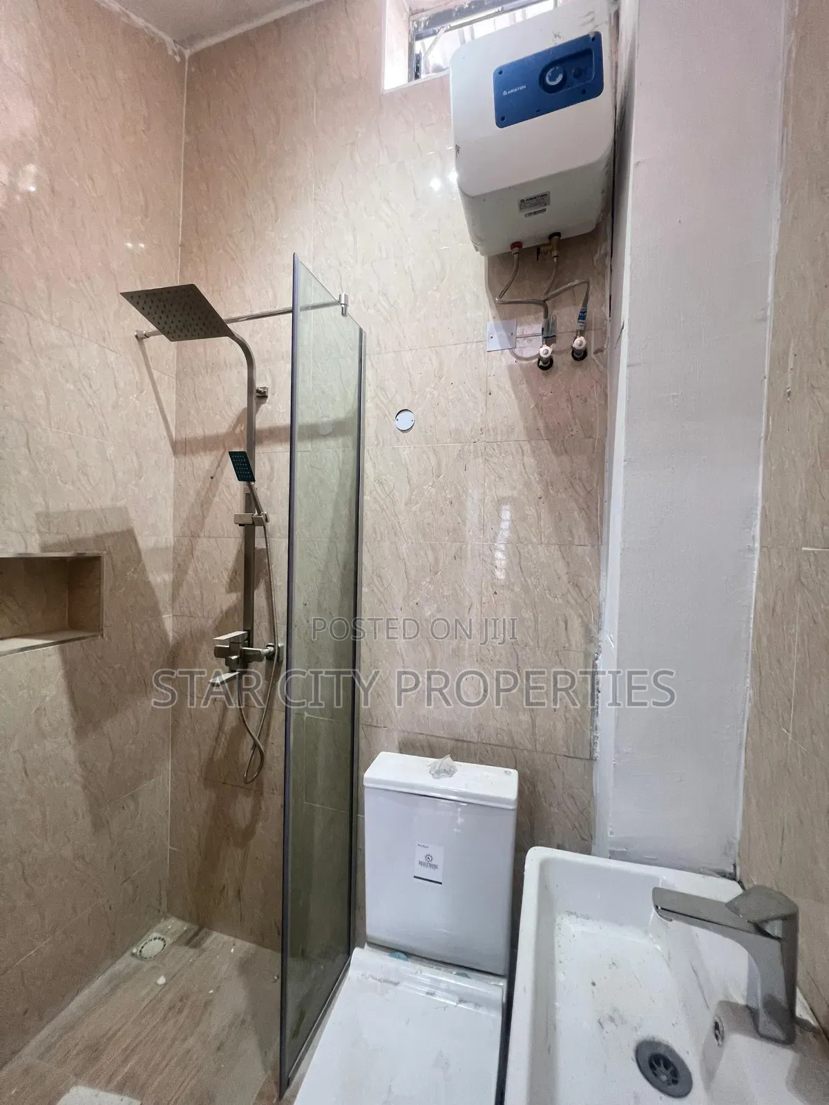 4bdrm Townhouse/Terrace in Surulere Lagos for sale