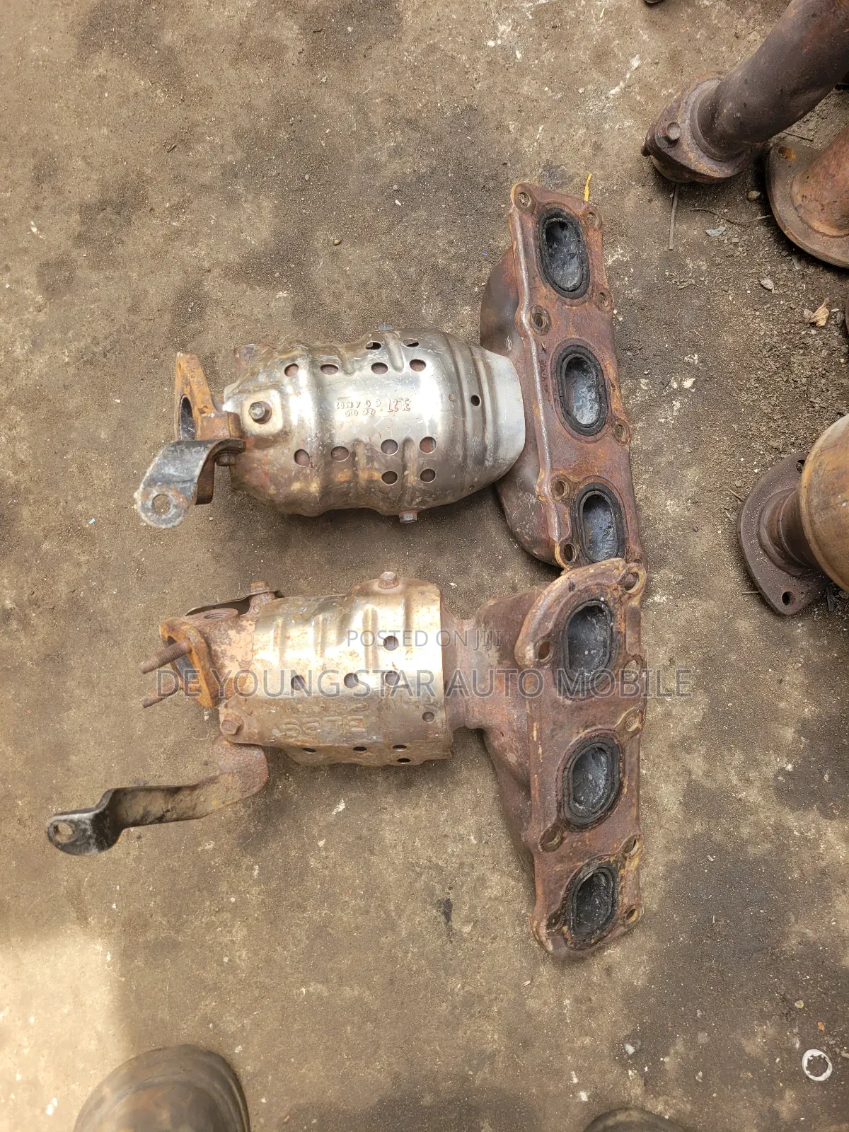 Two Engine Catalyst for Hyundai Santa Fe 2010 Model