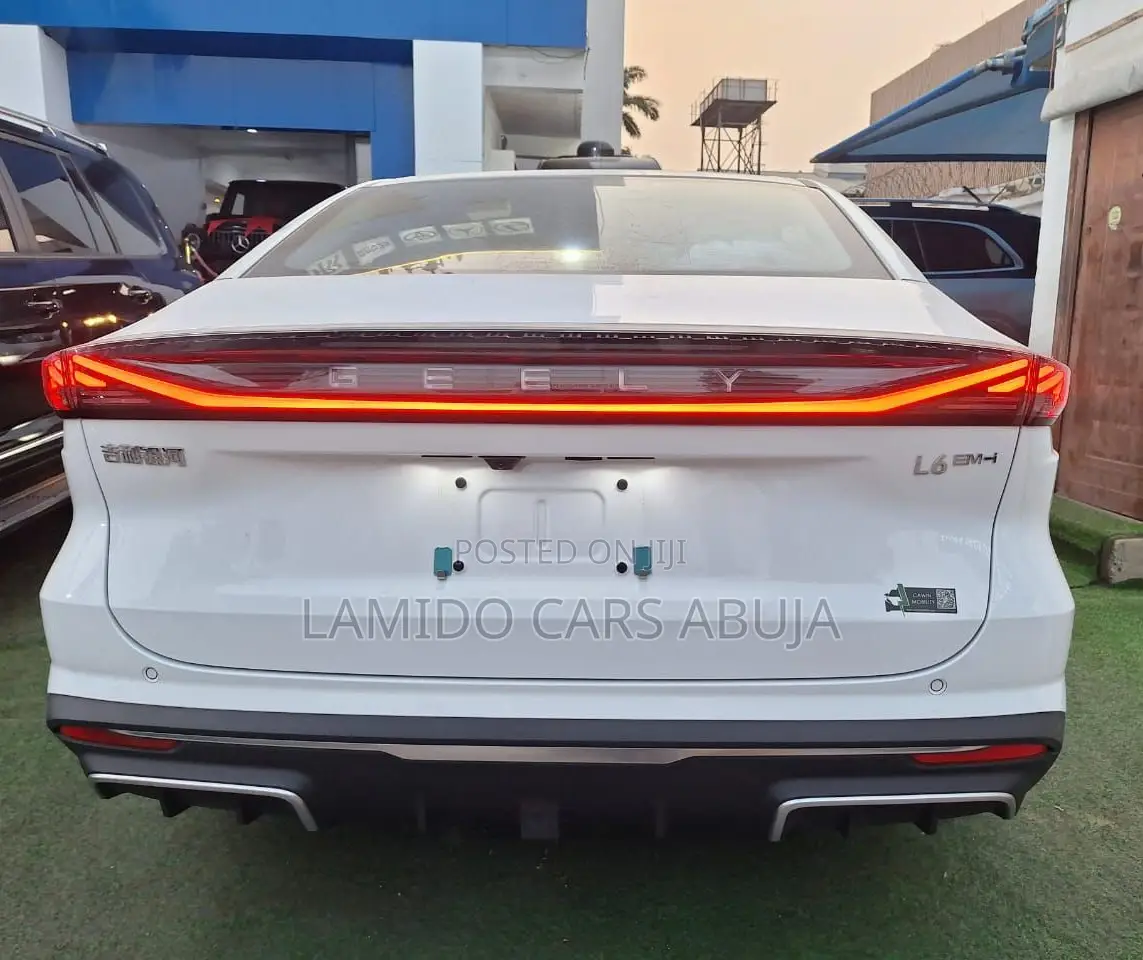 New Geely Galaxy L6 2025 White