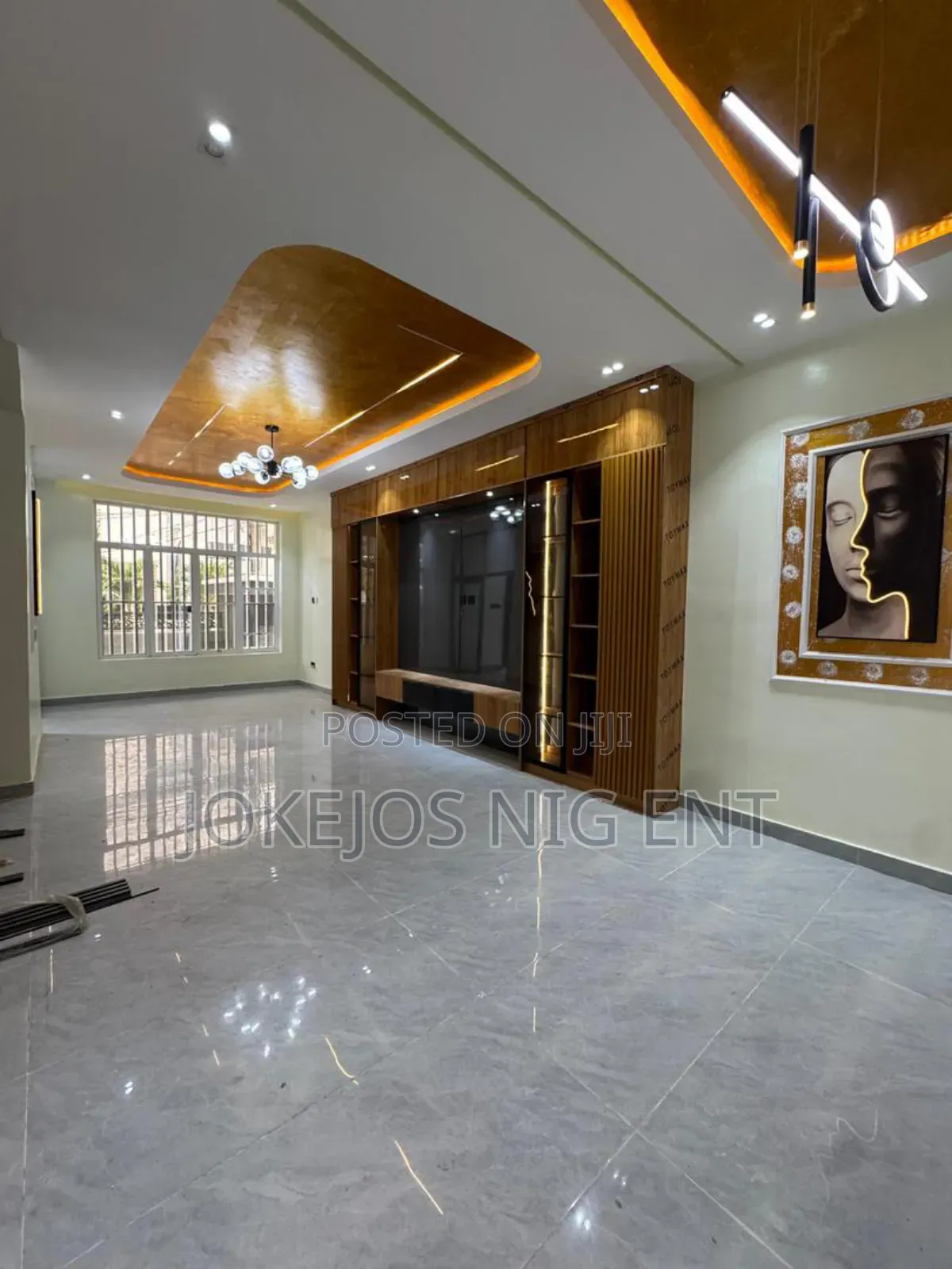 5bdrm Duplex in Osapa London Lekki for sale