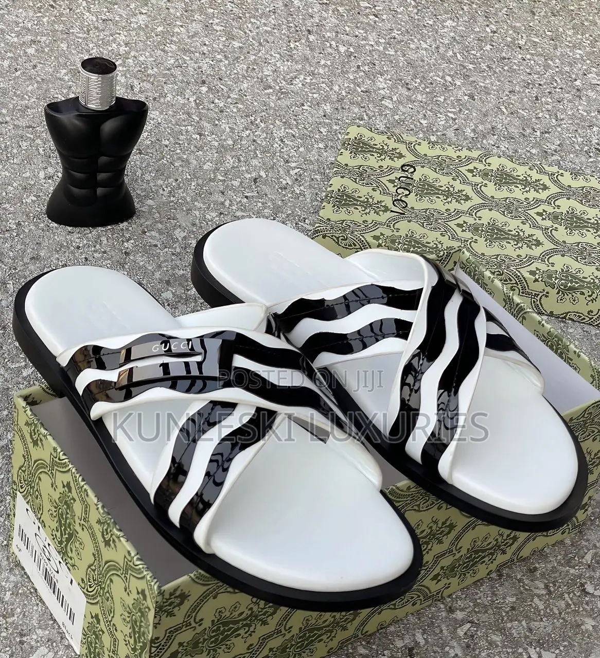 Original Gucci Leather Black & White Leather Slippers