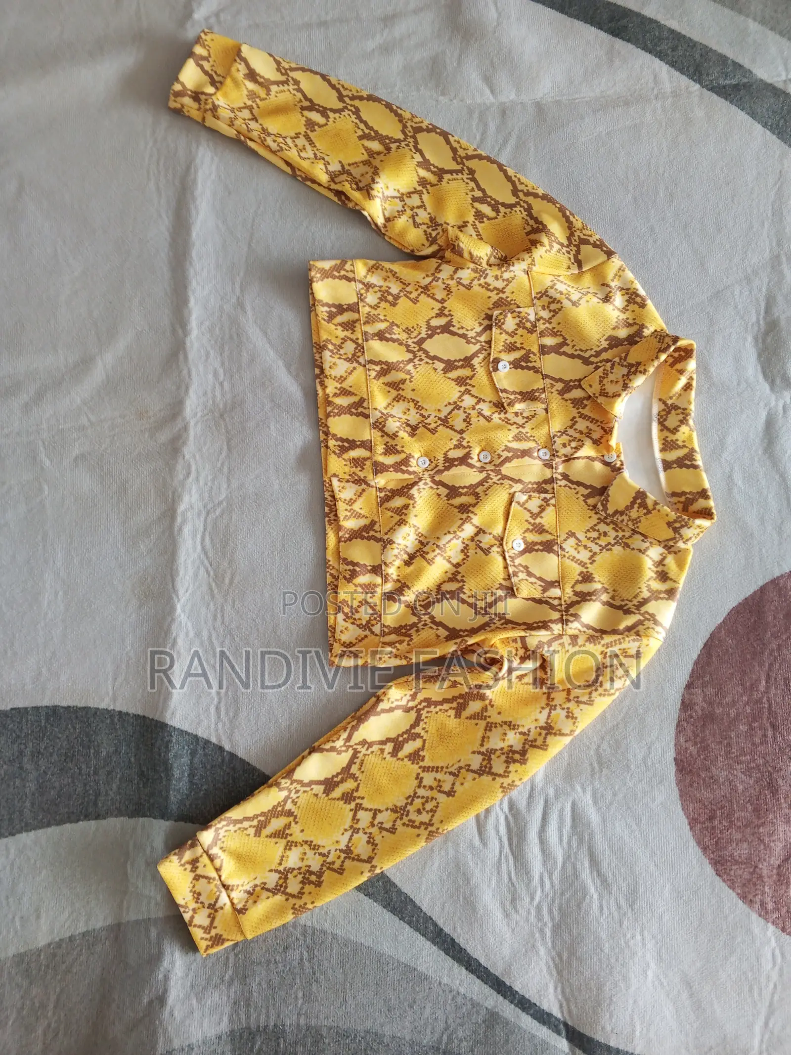 Missguided Madison Beer Yellow Snake