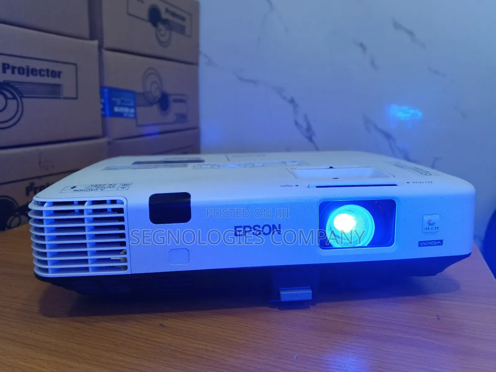 Epson Eb-1940w 3lcd 4200 Lumens Projector