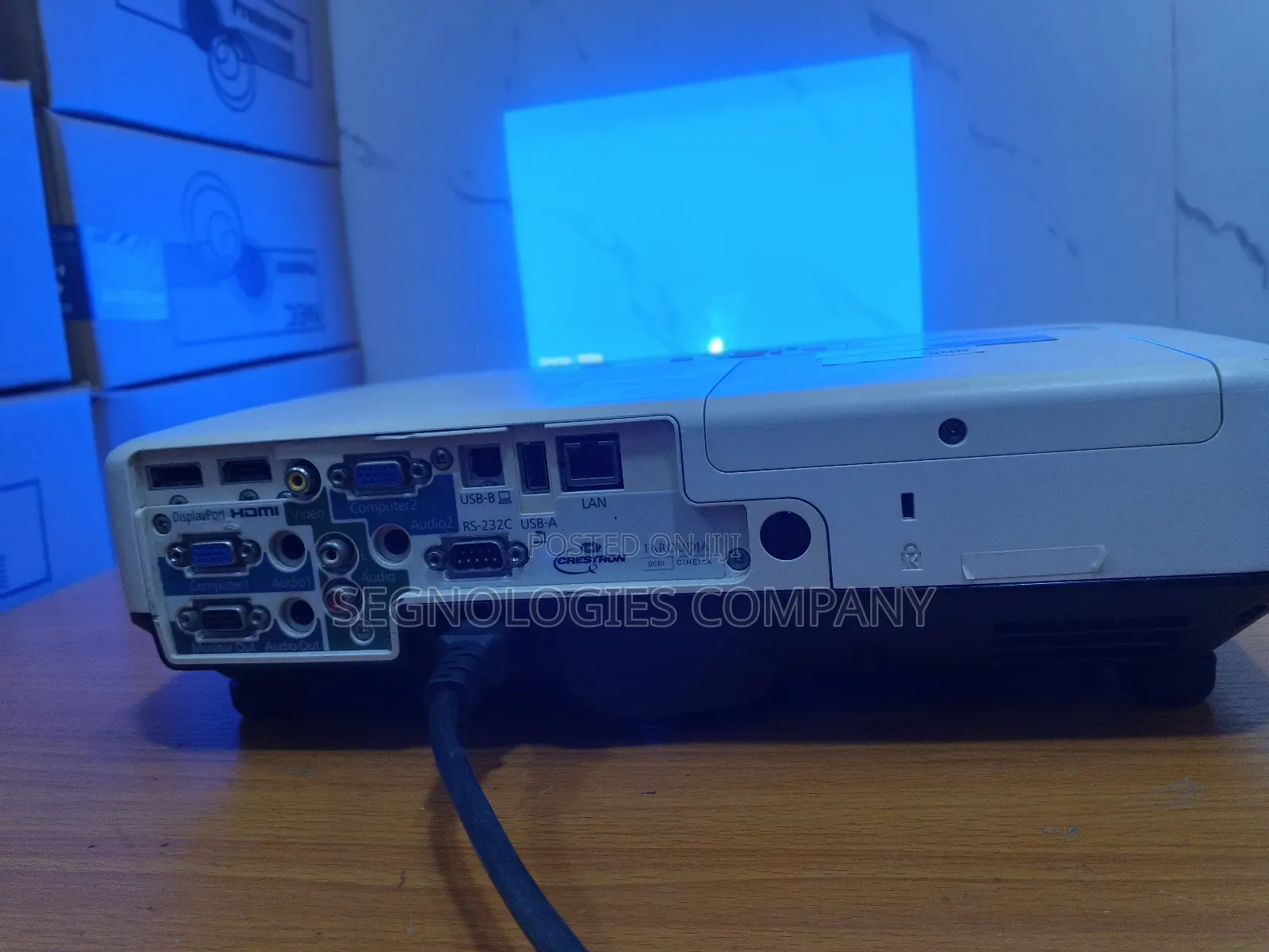 Epson Eb-1940w 3lcd 4200 Lumens Projector