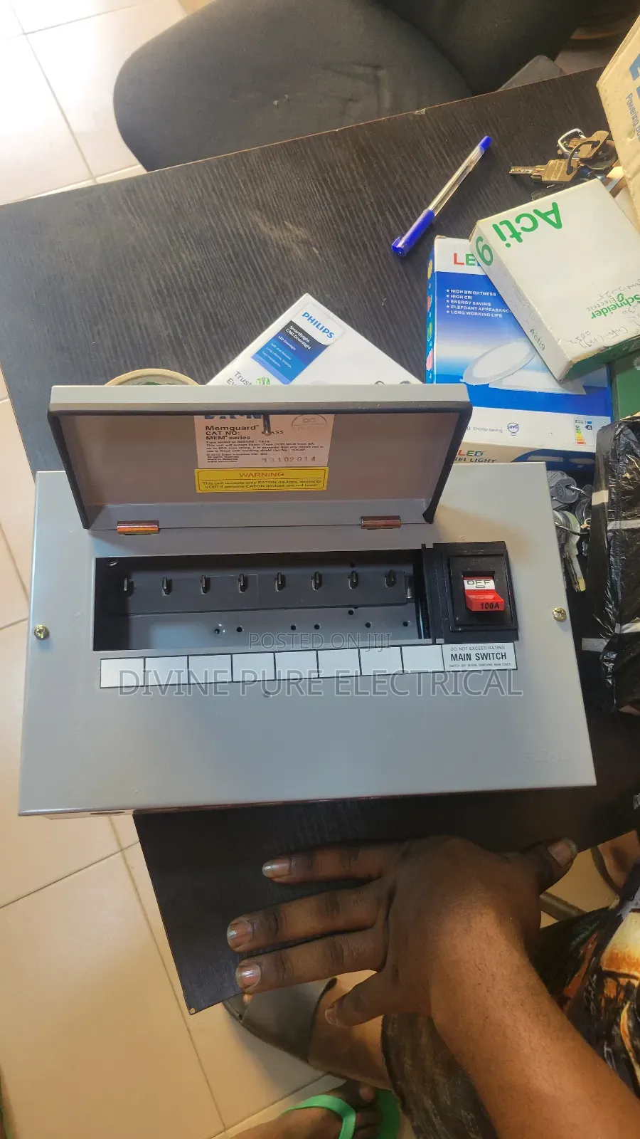 8 Way Single Phase Distribution Board