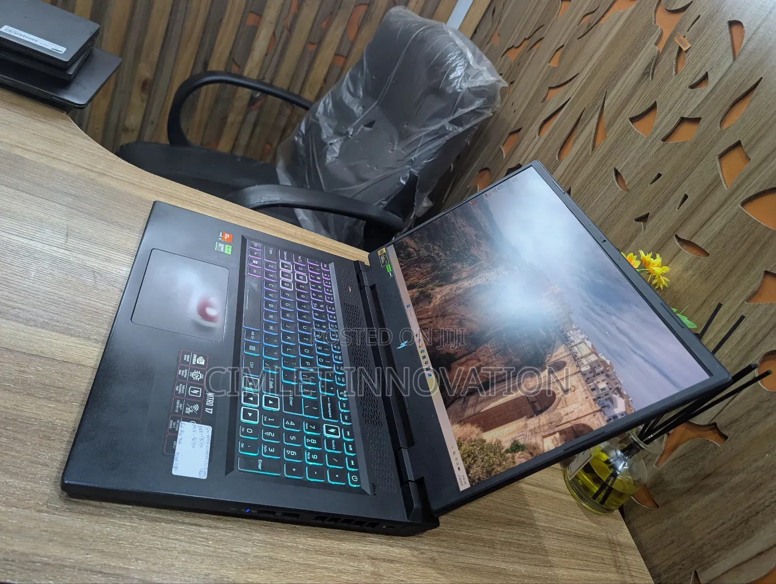 Laptop Acer Nitro 17 16GB AMD Ryzen 7 SSD 1T