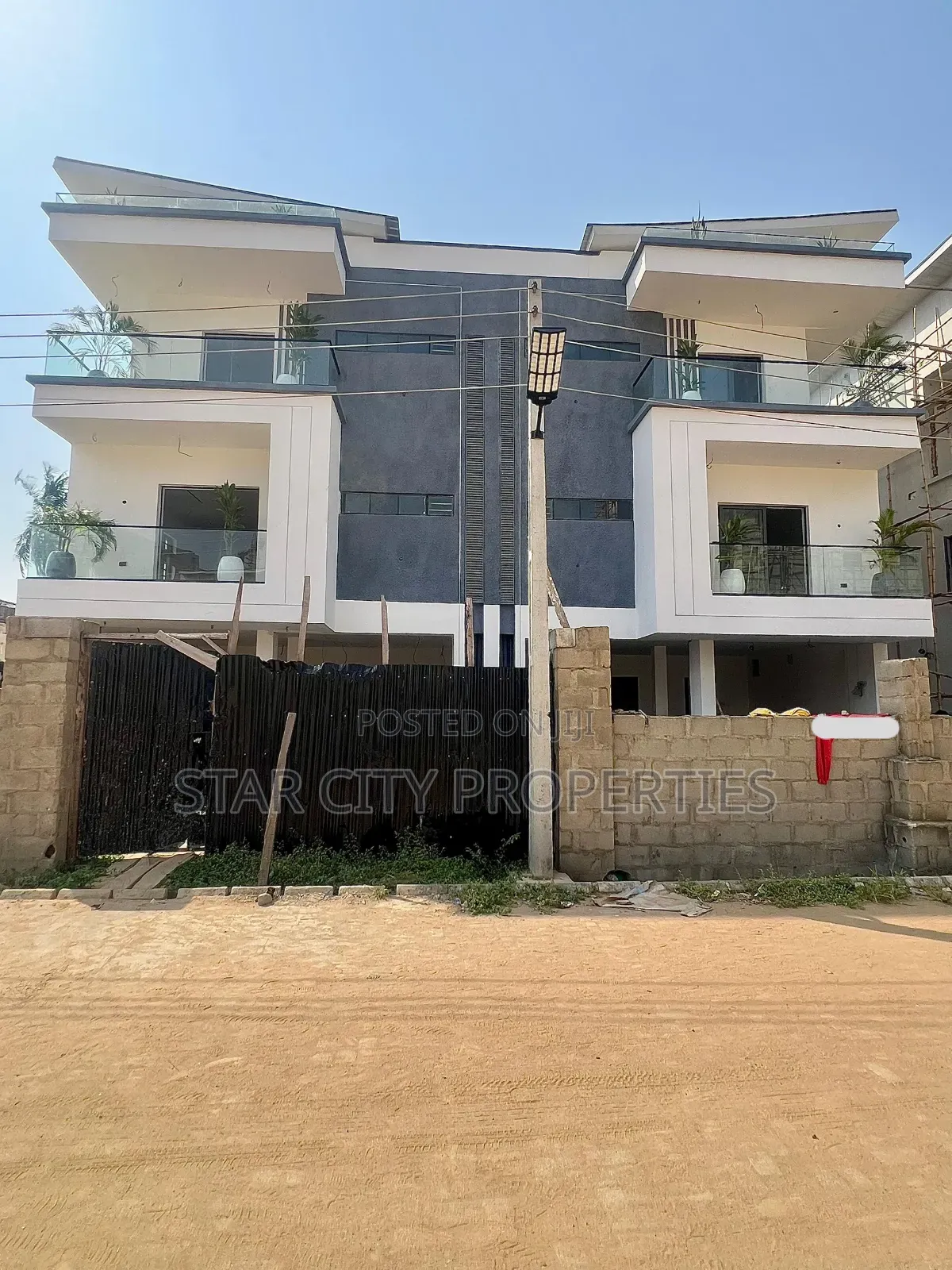 4bdrm Duplex in Ikeja Lagos for sale