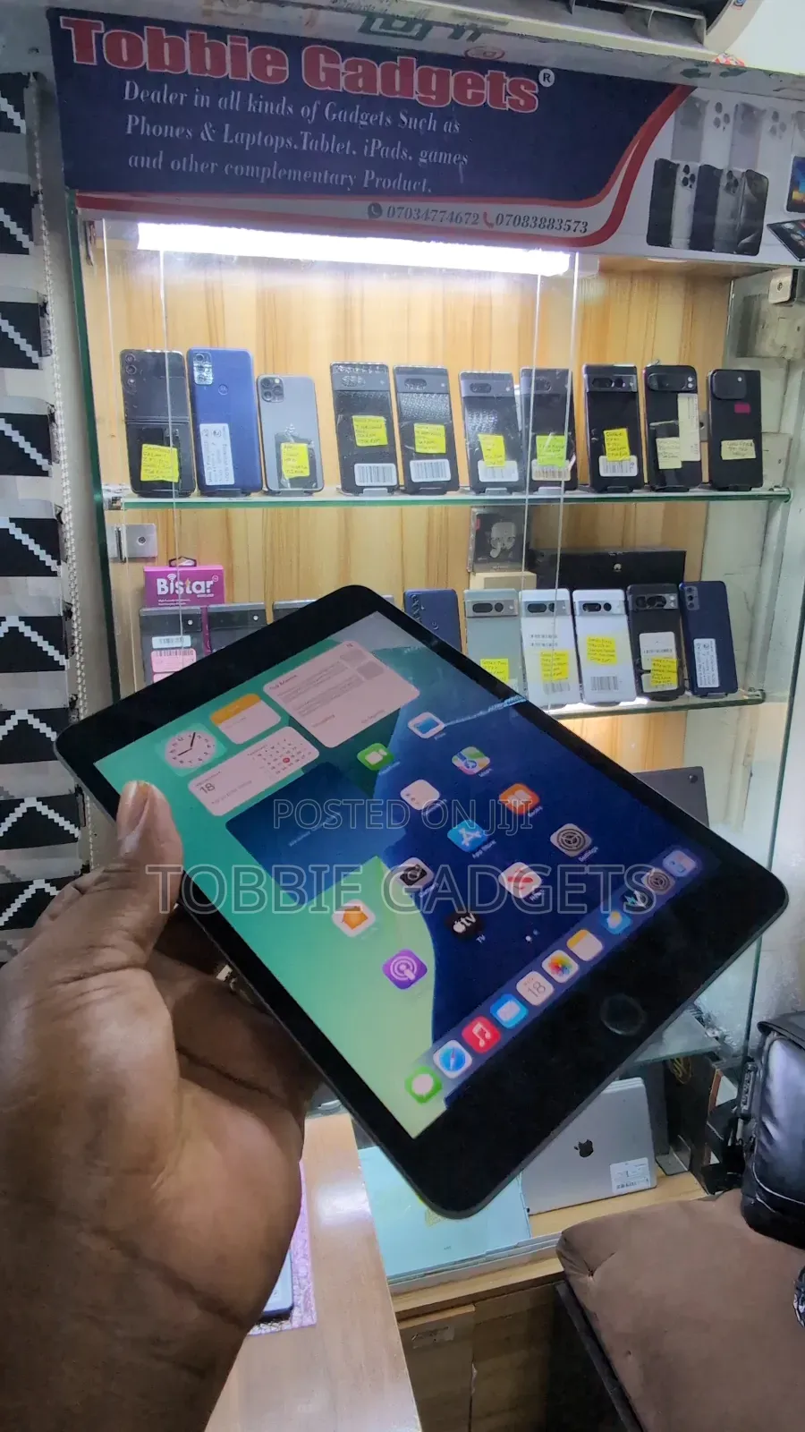 Apple iPad mini 5 64 GB Gray