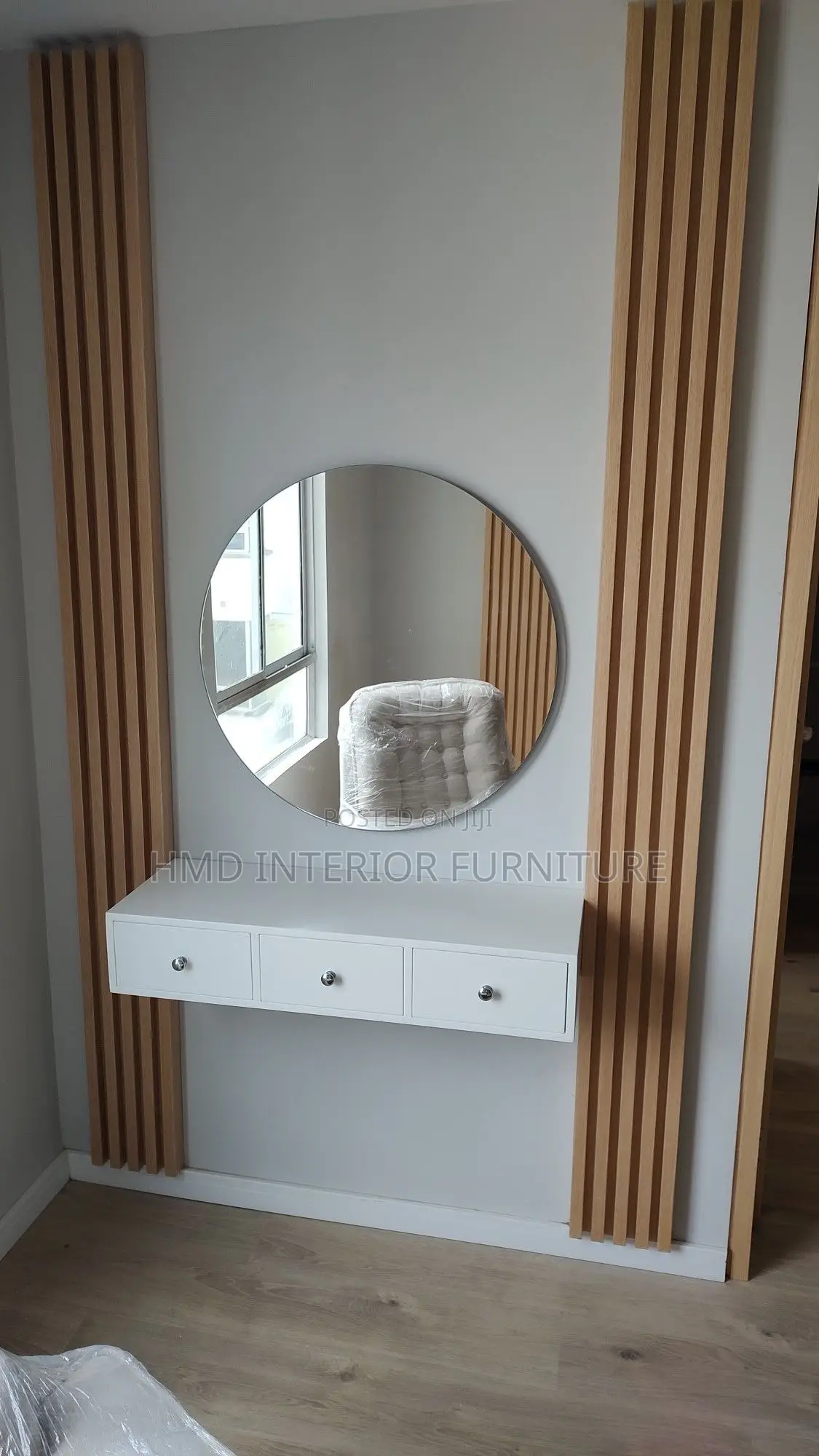 Vanity Dressing Mirror